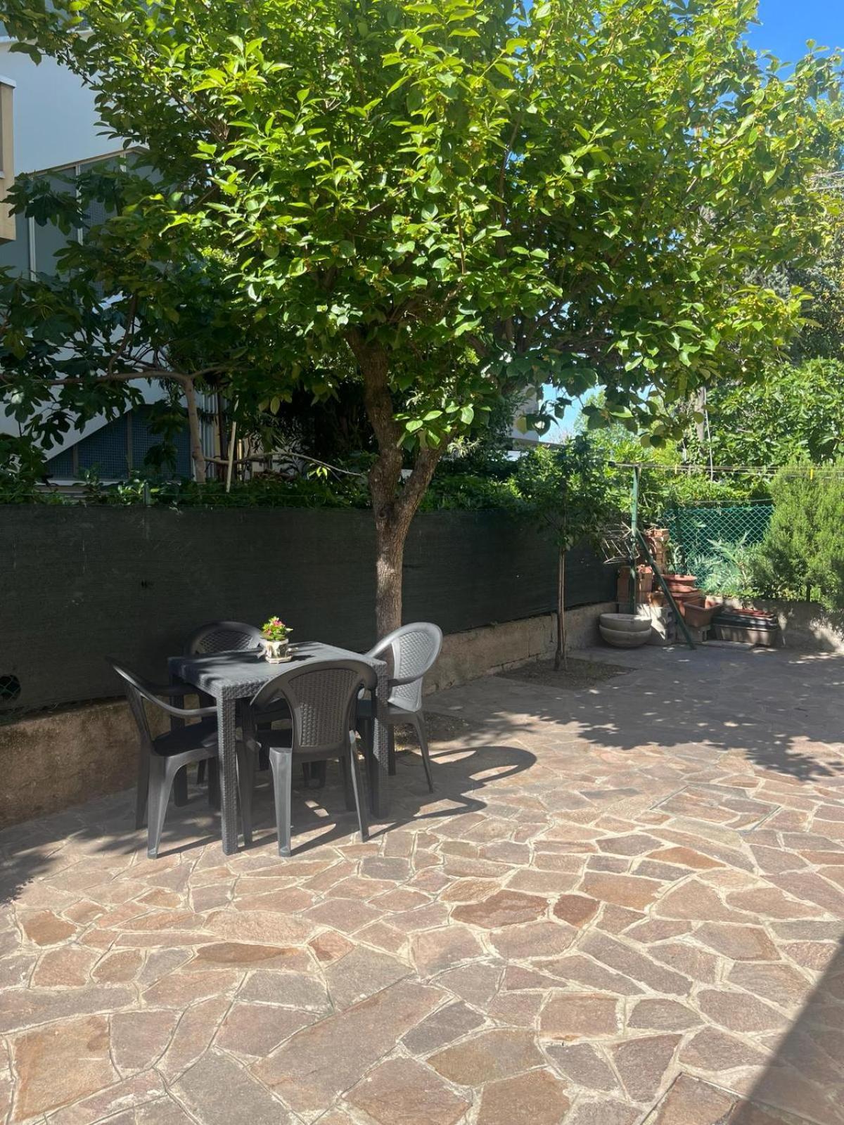 La Casa Di Maura Apartment Rimini Bagian luar foto
